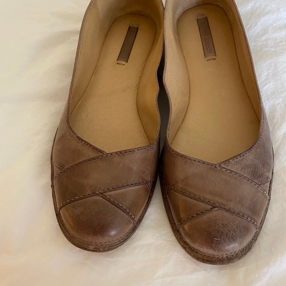 Frye Ember taupe flat size 8 - Picture 10 of 10